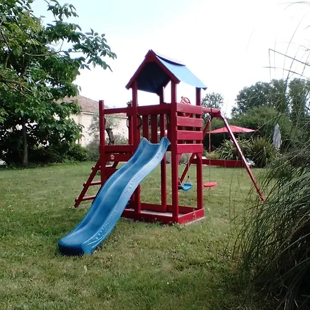 Braunis Tatil Evi Bourran