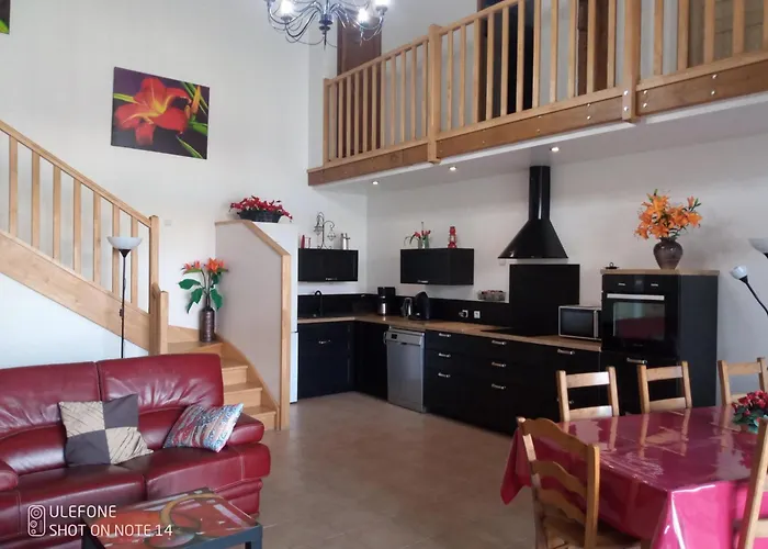 بيت للعطل Braunis *