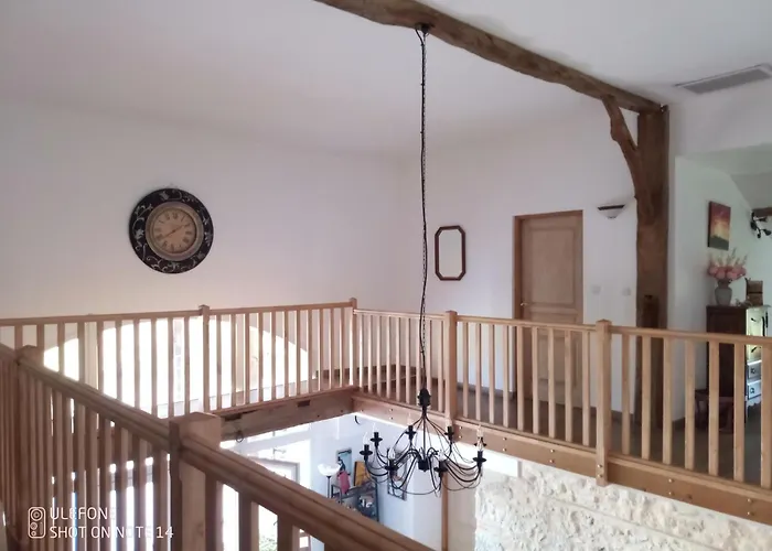 بيت للعطل Braunis Bourran